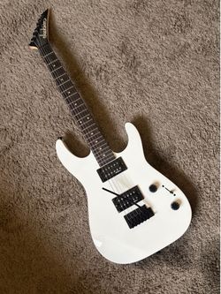 Jackson Dinky JS11 Electric Guitar - Snow White