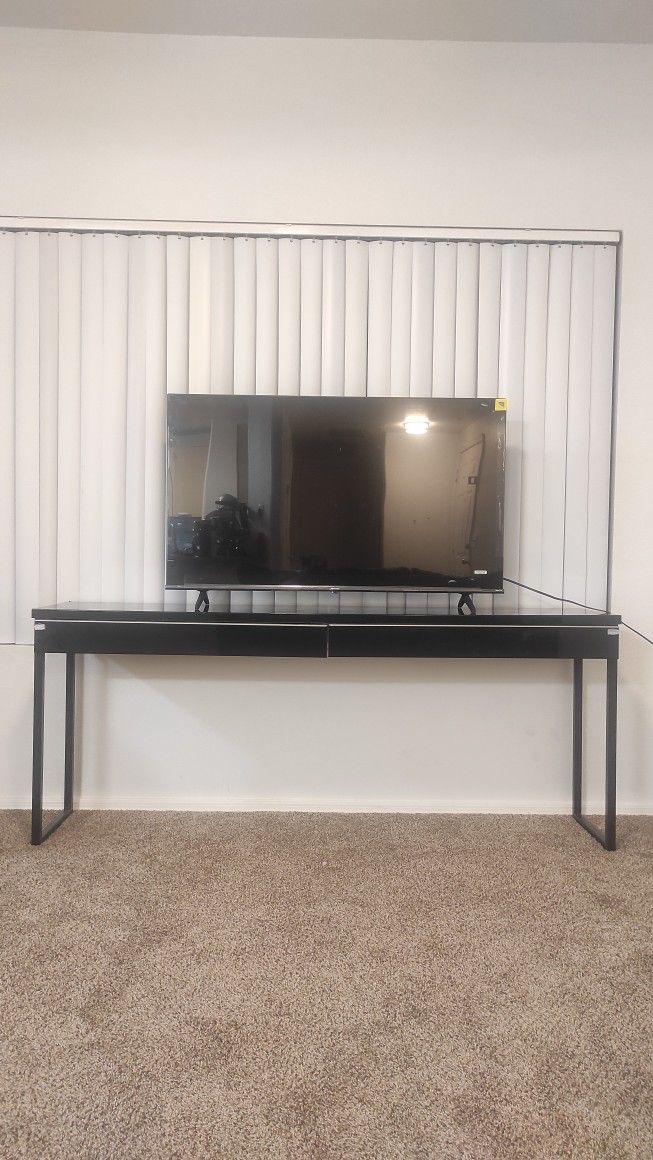 TV Table