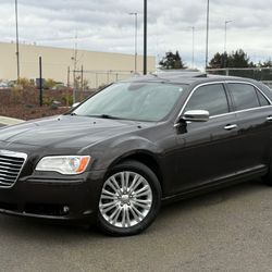2013 Chrysler 300C