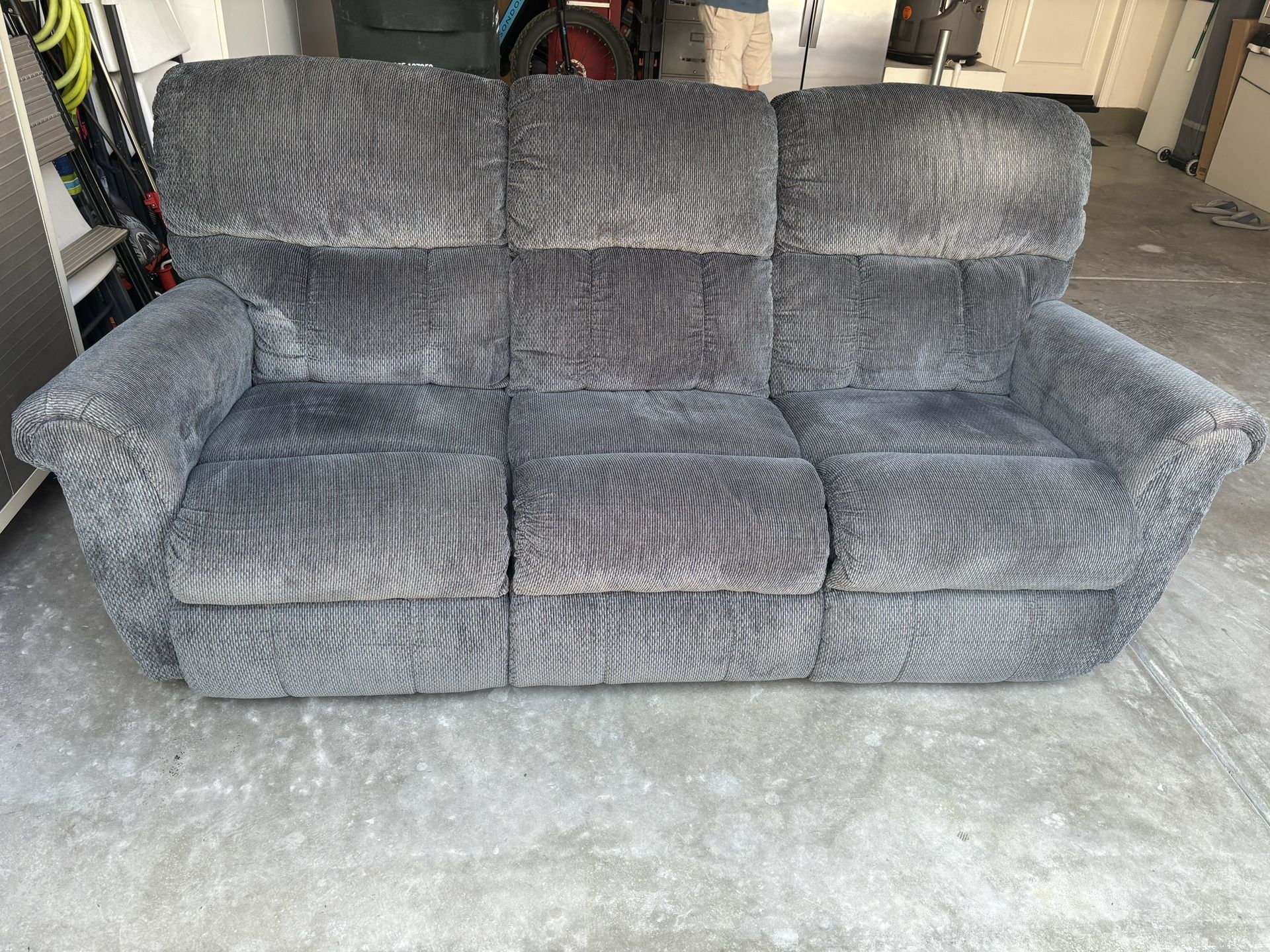 La-z-boy Reclining Couch