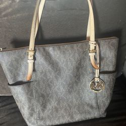 TVs, Snowboard, Bike, Burberry- Make An Offer