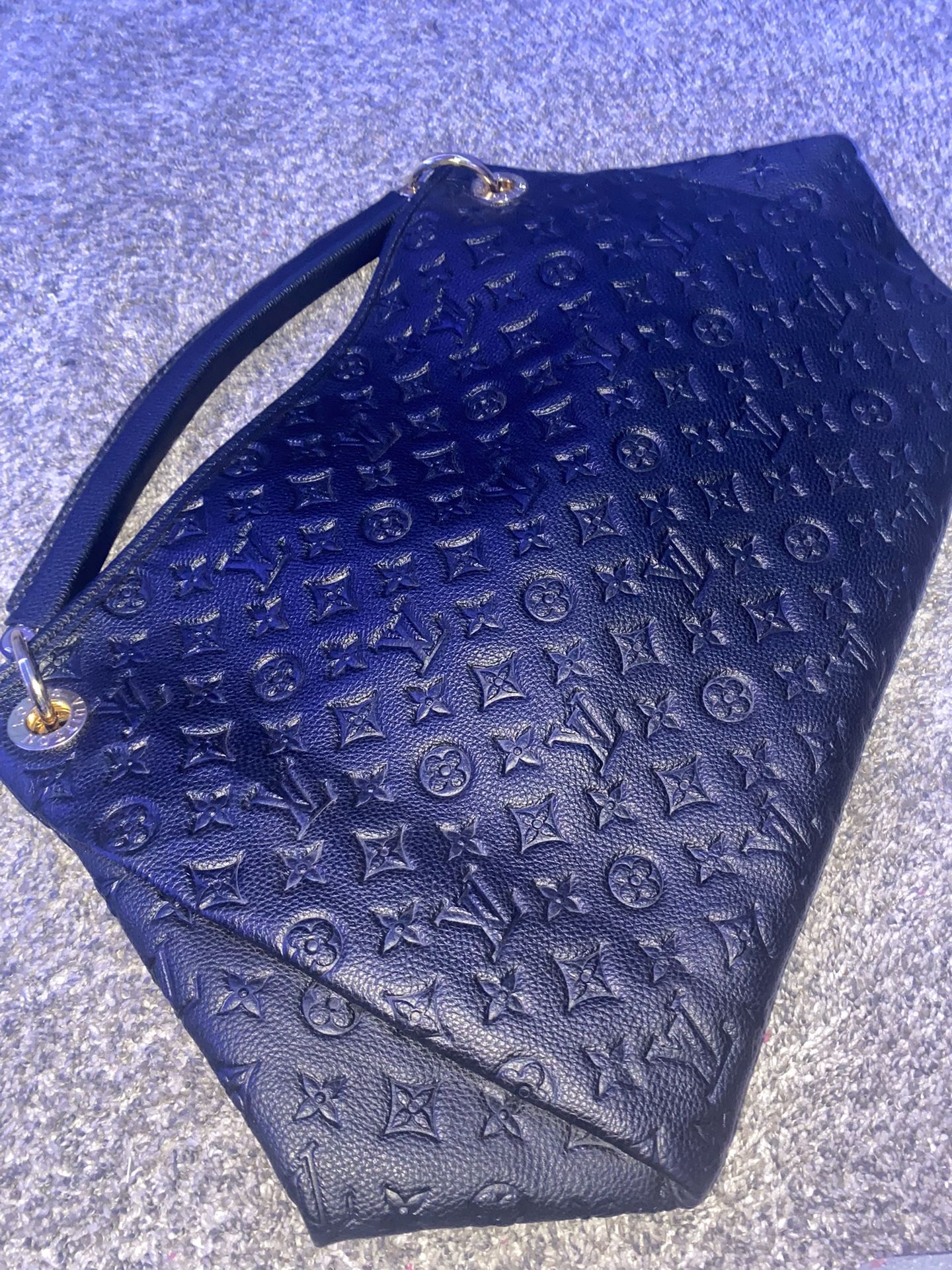 LOUIS VUITTON Artsy MM Handbag Monogram leather Black Infini Women