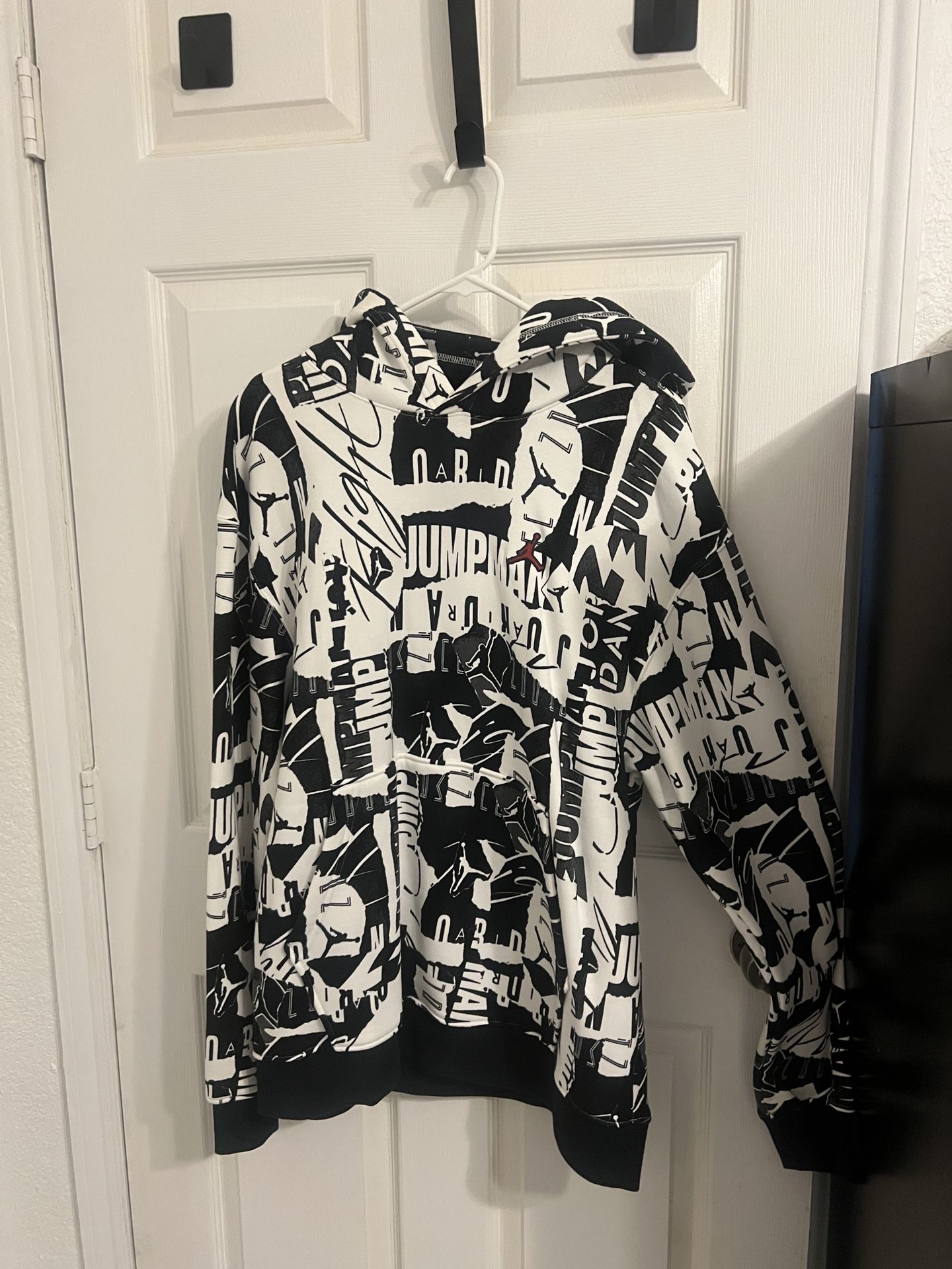 Air Jordan Essentials Hoodie