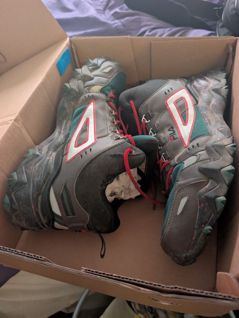 Size 12 Hiking Boots