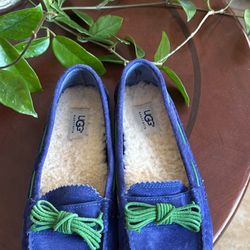 UGG Women’s Mocasines Size 7