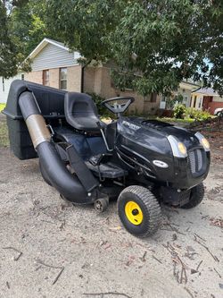 Nice Murray 21hp motor-46 cut deck new blades-bagger system included-runs and Cuts great 👍 $850