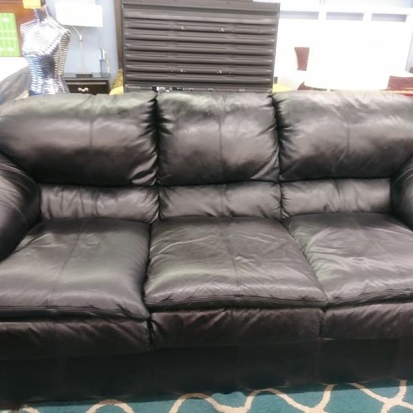 Black Leather Sofa For In Tampa Fl Offerup