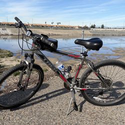 Trek 18” /45cm Alpha Aluminum Hardtail Mountain Bike – Great for Trails & Casual Riding