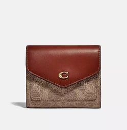 Coach Wyn Small Wallet In Colorblock Signature - Authentic