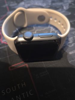 Apple Watch 38 mm Black Aluminum Case with Silicone Band Bluetooth iOS PARTS 194