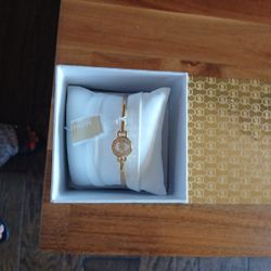 Mk Gold Color