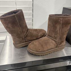 Uggs Size 6