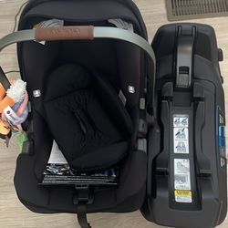 Nuna Infant Car Seat And Base 