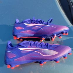 PUMA Men's Ultra 5 Match Firm, Artificial Ground Soccer Cleats