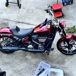 2020 Harley Sport Glide Custom