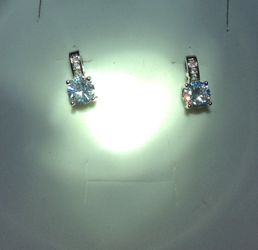 Cz Diamond earrings...
