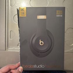 Studio Beats 3 