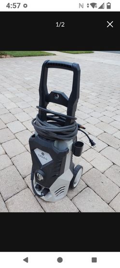 Casulo Electric 2500 psi Pressure washer. Auto shut off. Works great. Need a handle/ nozzle