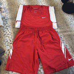 Small mens or teen NIKE set