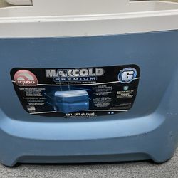 Igloo 58l Cooler With Wheels And Handle