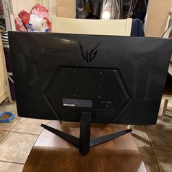 Lg Ultra gear 27” Monitor 