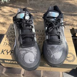 🔥 Brand New Nike Kyrie 8 – Size 9.5 (Men’s) 🔥