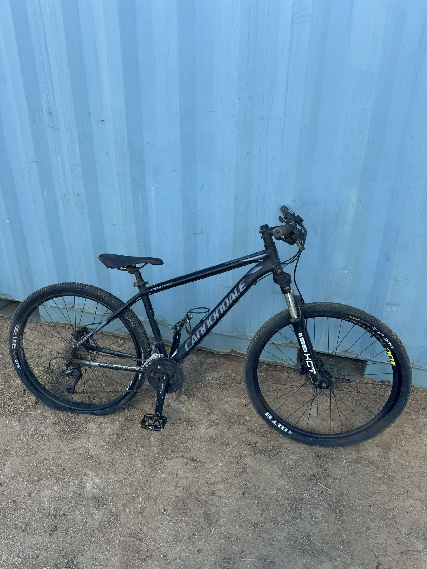 Cannondale Catalyst 10 Speed Mountain Bike