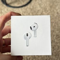 AirPods 4