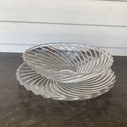 Vintage 2 piece swirl center piece