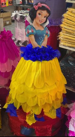Snow White dress style pinata with balls