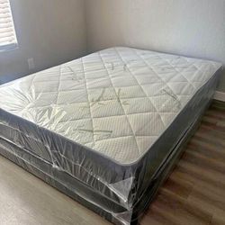 Never Used 🔥 Queen Mattress 10” inch Mattress  & Box spring   
Needs to Go Asap