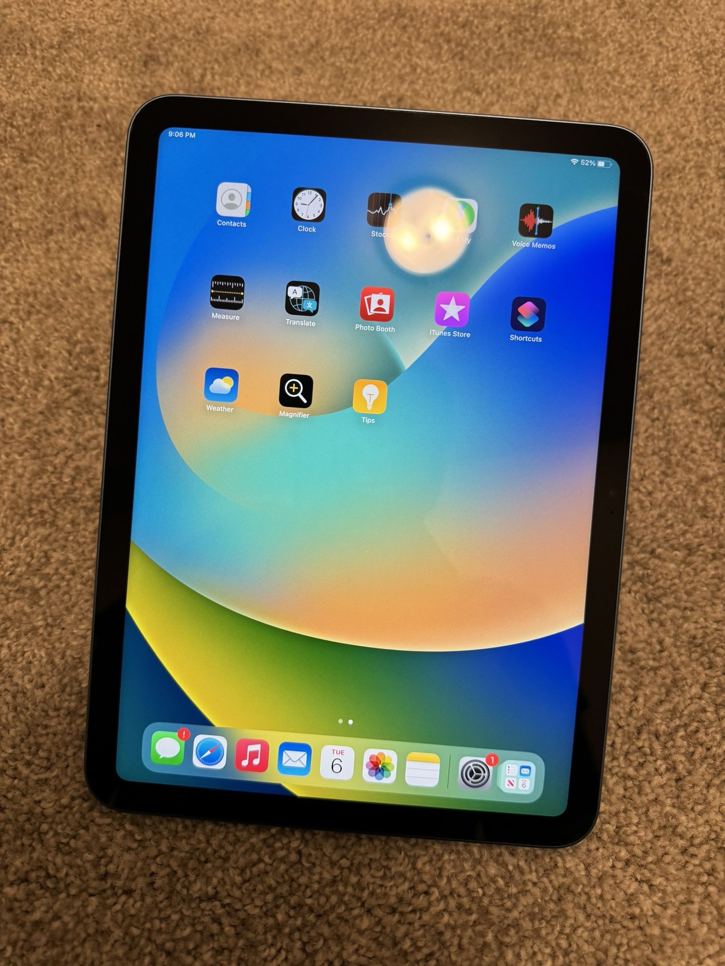 Like New iPad 10th Gen (Latest Model) WiFi