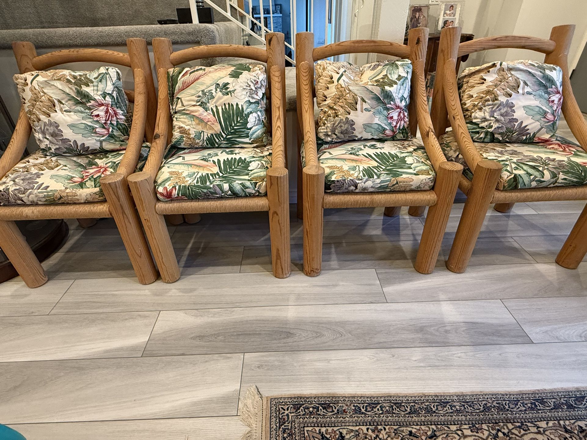 Set Of 4 Chairs w/ Cushions