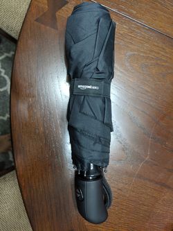 Amazon Basics compact travel umbrella