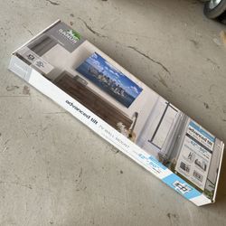 TV wall mount $40