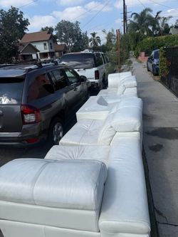 FREE SECTIONAL COUCH