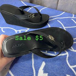 Aldo Black  Size 5 $5