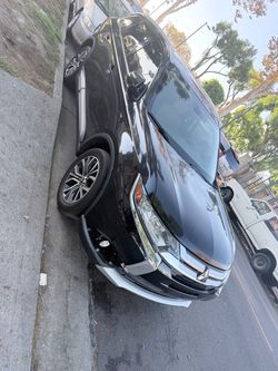 Mitsubishi Outlander SUV Black
