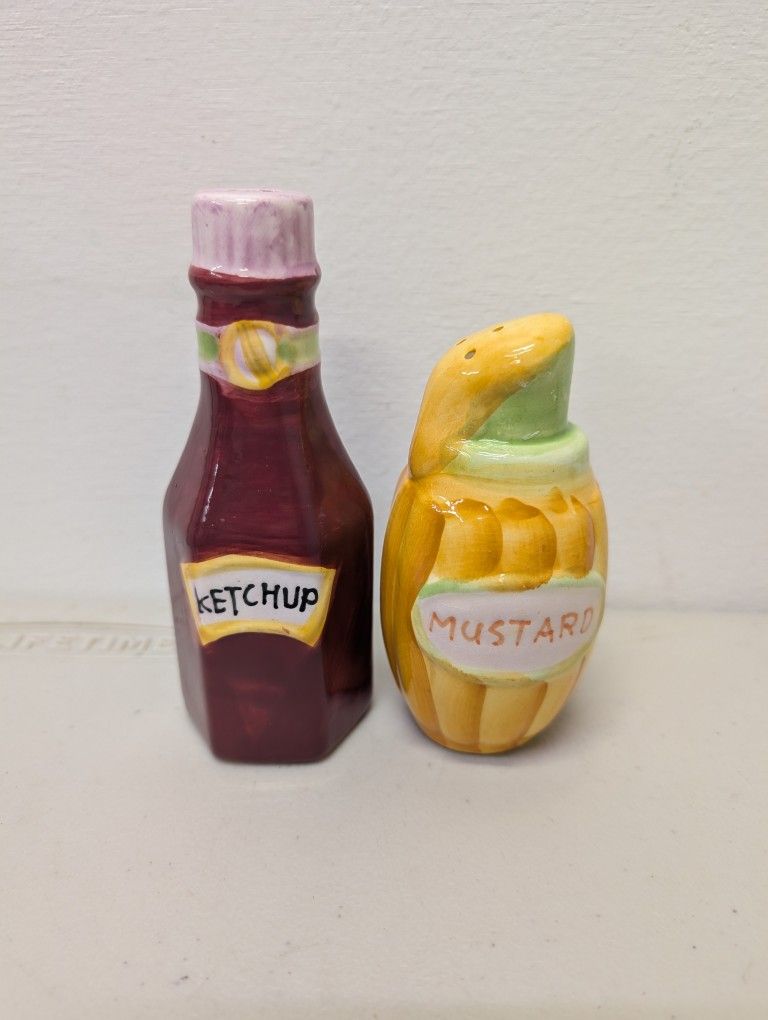 Salt & Pepper Shakers