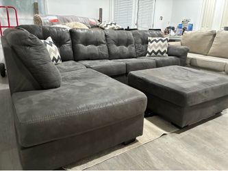 HAVERTYS PLUSH USED GRAY 2PC SECTIONAL SET & OTTOMAN…$499 OBO…ALL OFFERS WELCOME!