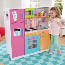 🌟$100/Send Offer🌟Brand NEW Sealed In Box, Deluxe Big and Bright Play Kitchen🌟