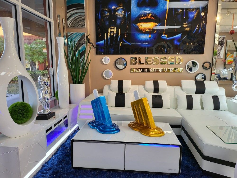 Brand New Modern Snow White Top Grain Genuine Leather Sectional! Take It Home With Only $39 Down Payment ( PLEASE READ)