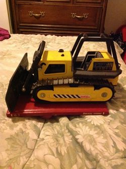 Vintage tonka bull dozer