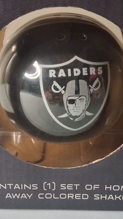 RAIDERS SALT AND PEPPER SHAKERS