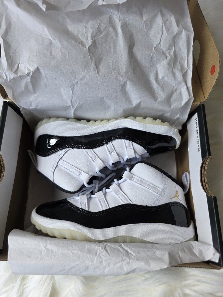 Jordan 11 Retro "DMP Gratitude" (378040 170) Size 10C