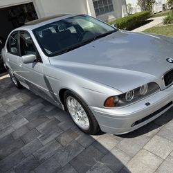 2001 BMW 530i
