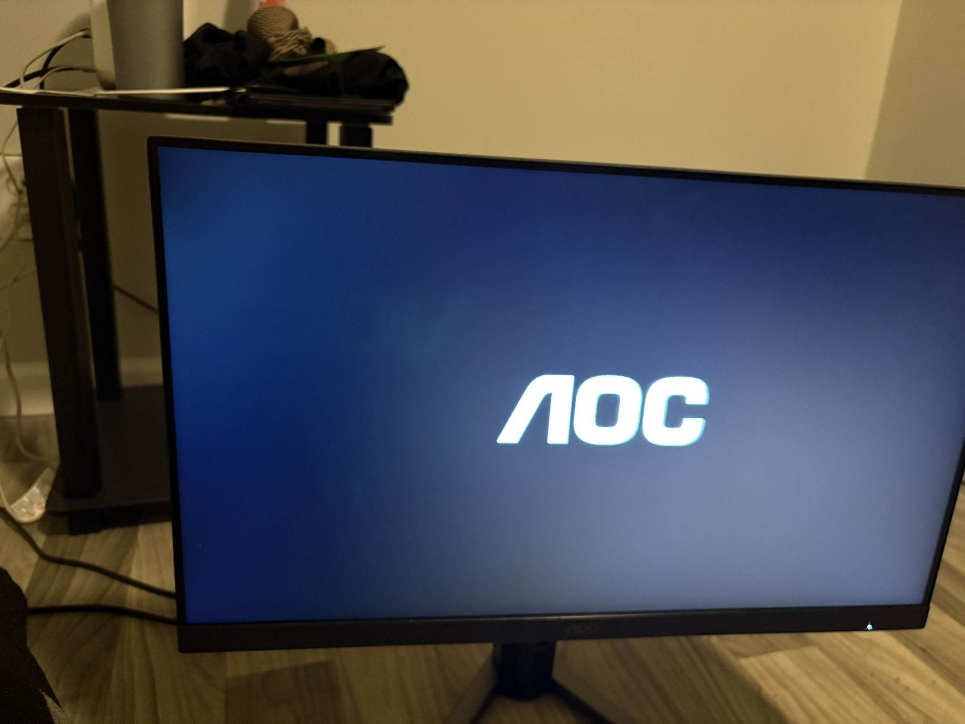 AOG 180hz Monitor