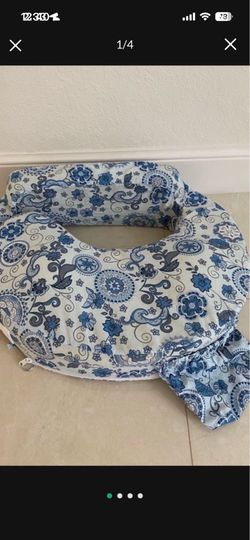 My Brest Friend® Original Nursing Pillow