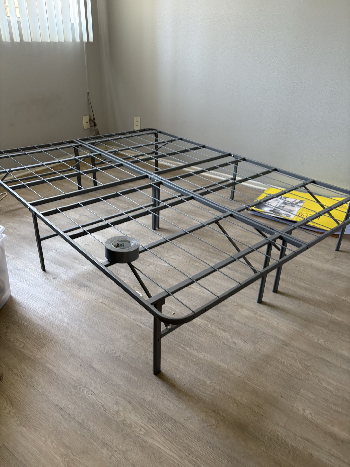Queen Metal Bed Frame 