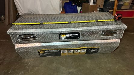 Northern Tool + Equipment 48" Aluminum Chest Box